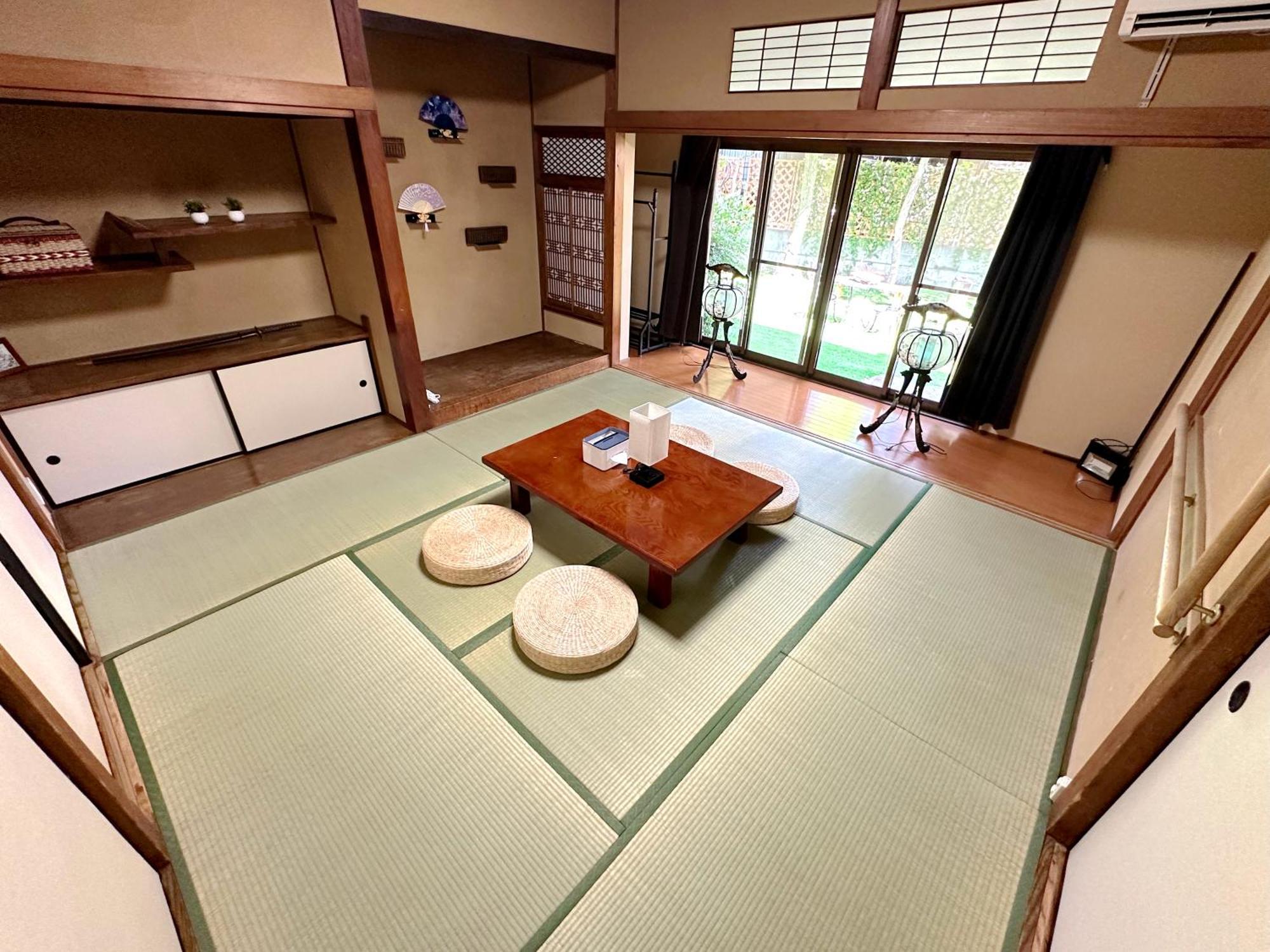 Family Or Business Travel 20 Percent Off丨200 Sqm 丨 14 Min To Shinjuku 丨century-Old Japanese Garden 丨3 Parking Spaces丨4 Bedrooms Tokyo Bagian luar foto